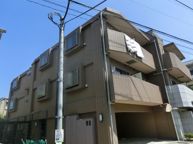 建物外観　★