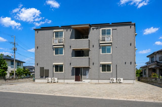 建物外観　写真は同じ大和ハウス施工のものです。色、仕様は異なります。