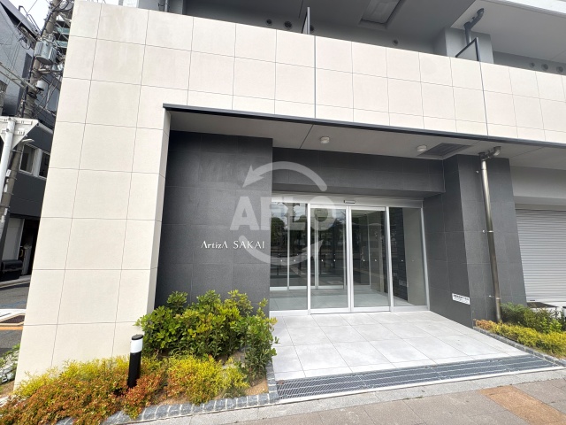 エントランス　ArtizA堺　エントランス