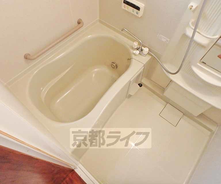 バス・シャワールーム　一日の疲れは取りましょう