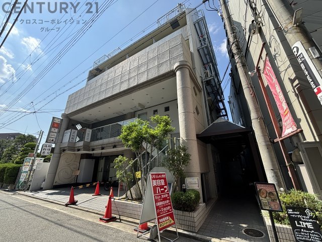 建物外観　駅目の前の好立地☆