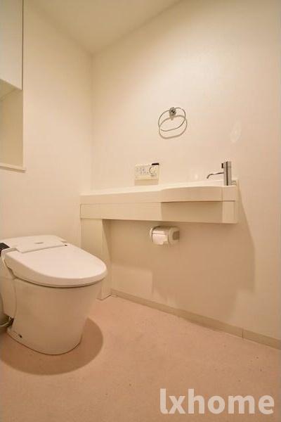 トイレ　トイレもきれいです