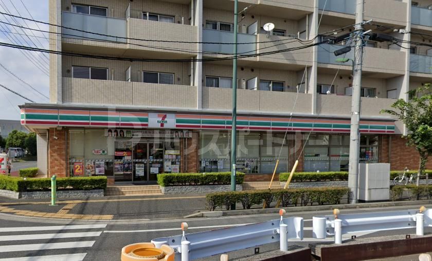 コンビニ　セブンイレブン鎌ケ谷総合病院前店（コンビニ）まで110m