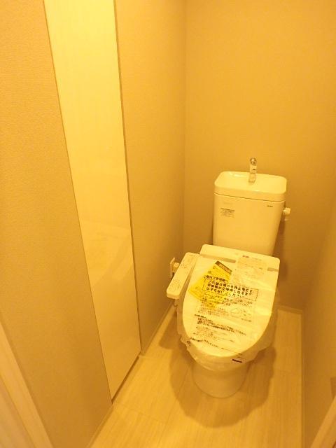 トイレ　トイレもきれいです