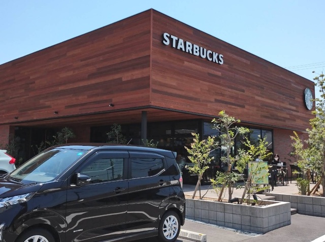 飲食店　スターバックスコーヒー堺東中央線店（飲食店）まで95m