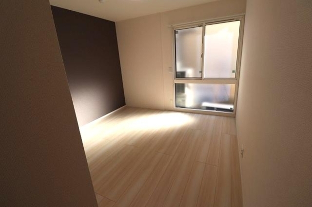 その他部屋・スペース　洋室６、７帖