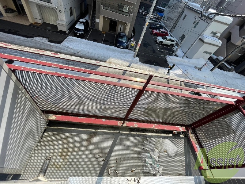 バルコニー　バルコニーです。洗濯物を干したり一息ついたりできますね！