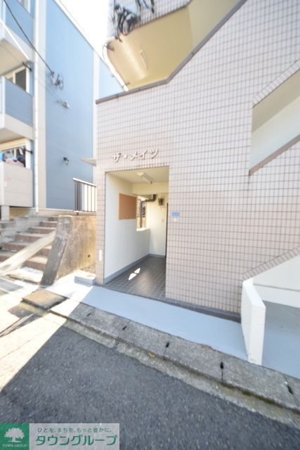 エントランス　★お部屋探しは株式会社タウンハウジング東京まで★