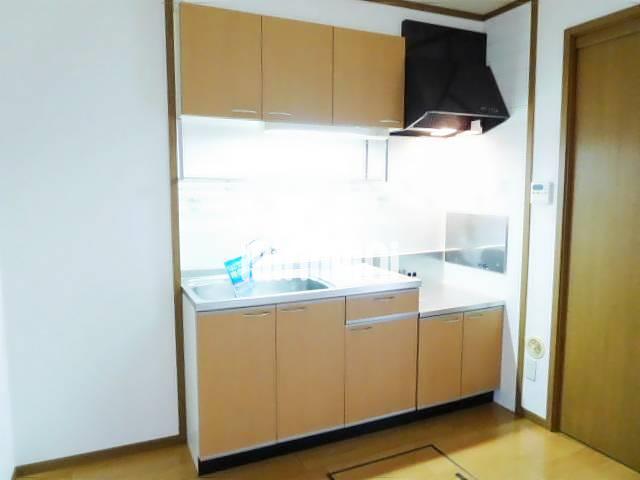 キッチン　収納豊富なキッチンです。