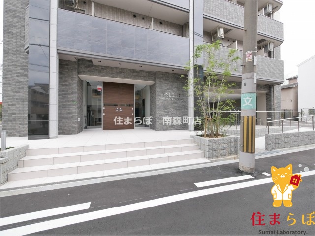 エントランス　共用部の印象も大切に