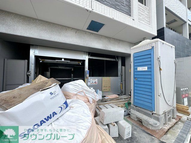 エントランス　バルコニー