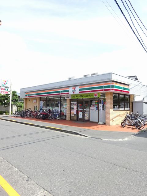 コンビニ　セブンイレブン（コンビニ）まで115m