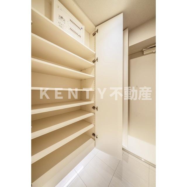 玄関　シンプルで使いやすい玄関です
