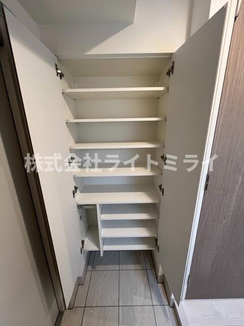 収納　?