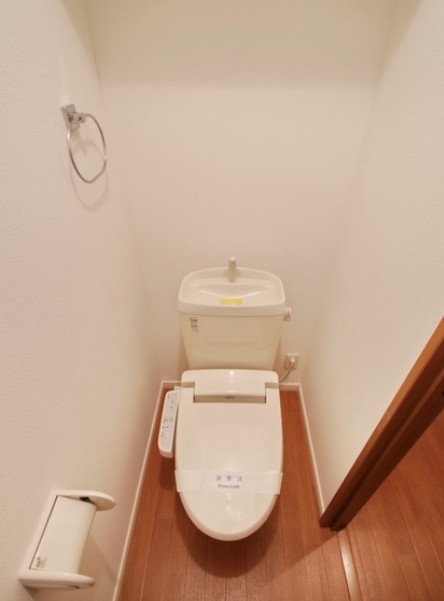 トイレ　同物件別部屋参考写真です。