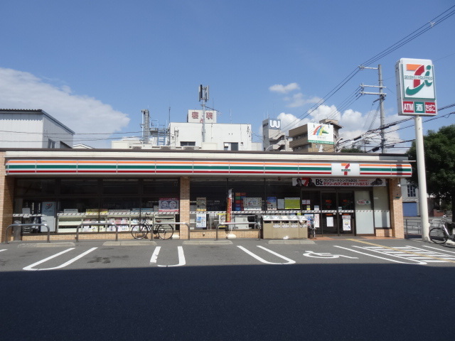 コンビニ　セブンイレブン大阪東三国２丁目（コンビニ）まで30m