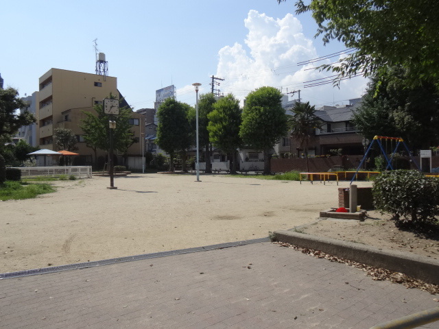 公園　東三国東公園（公園）まで92m