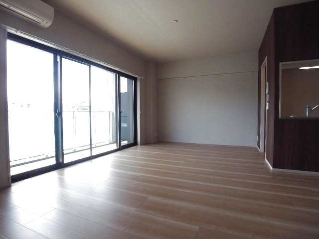 居室・リビング　きれいなお部屋