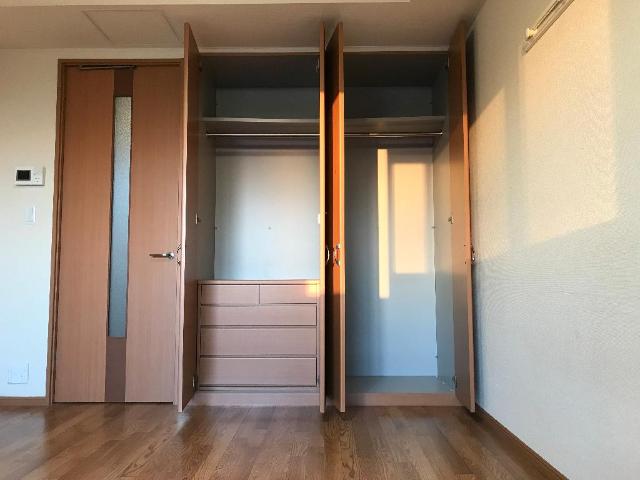 収納　クローゼット