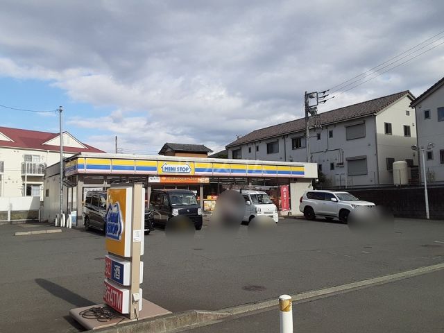 コンビニ　ミニストップ 藤沢城南店（コンビニ）まで513m
