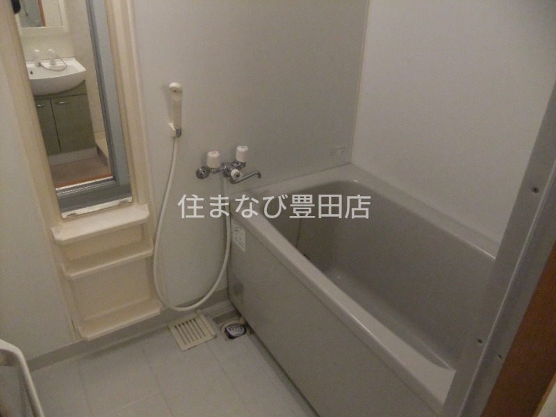 バス・シャワールーム　同型タイプ