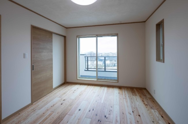 その他部屋・スペース　別部屋の寝室です。