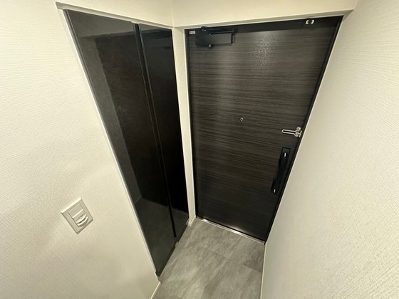 玄関　※別部屋の写真です