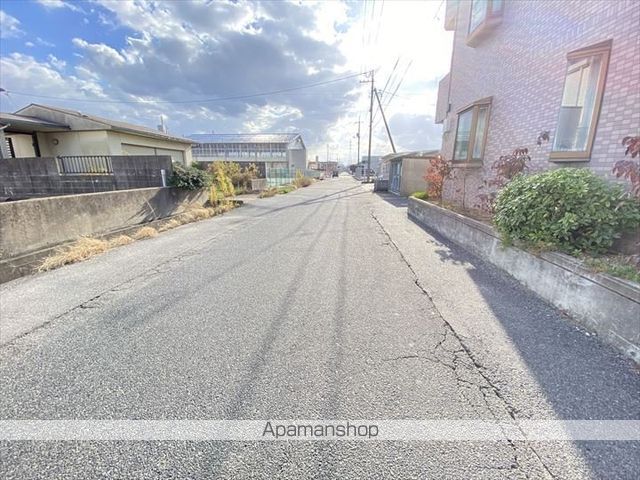 その他　前面道路（その他）まで0m