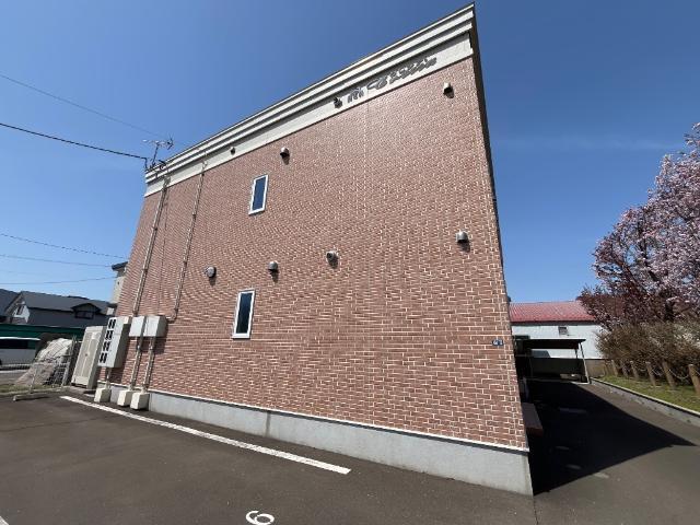建物外観　外観写真（昼）