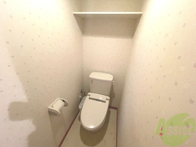 トイレ　ウォシュレット付きのトイレです。シャワートイレは日本の宝。