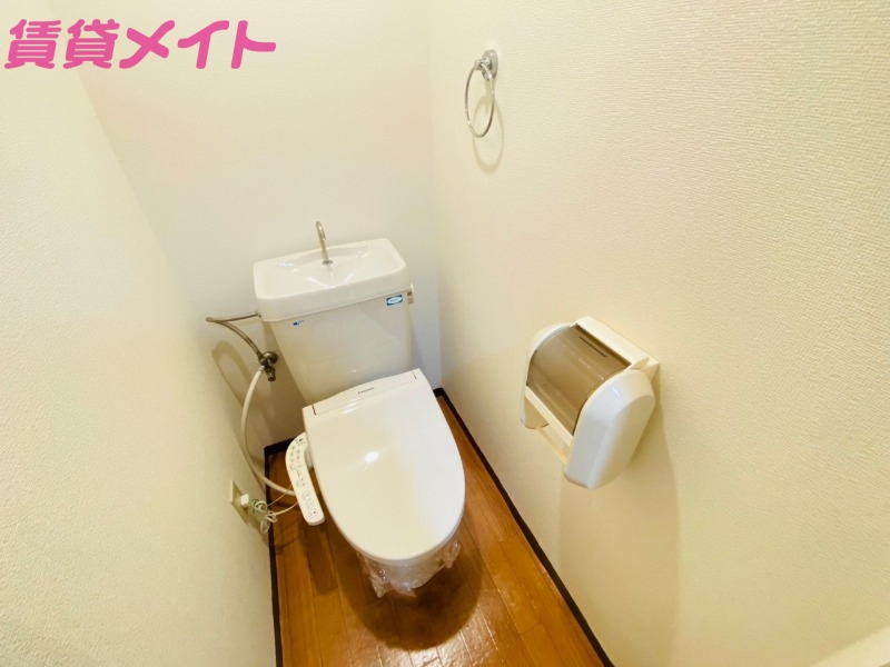 トイレ　別部屋参考写真です