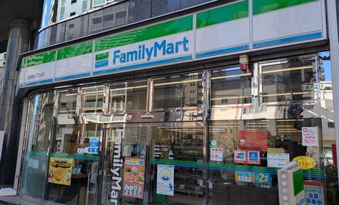 コンビニ　ファミリーマート台東寿二丁目店（コンビニ）まで281m