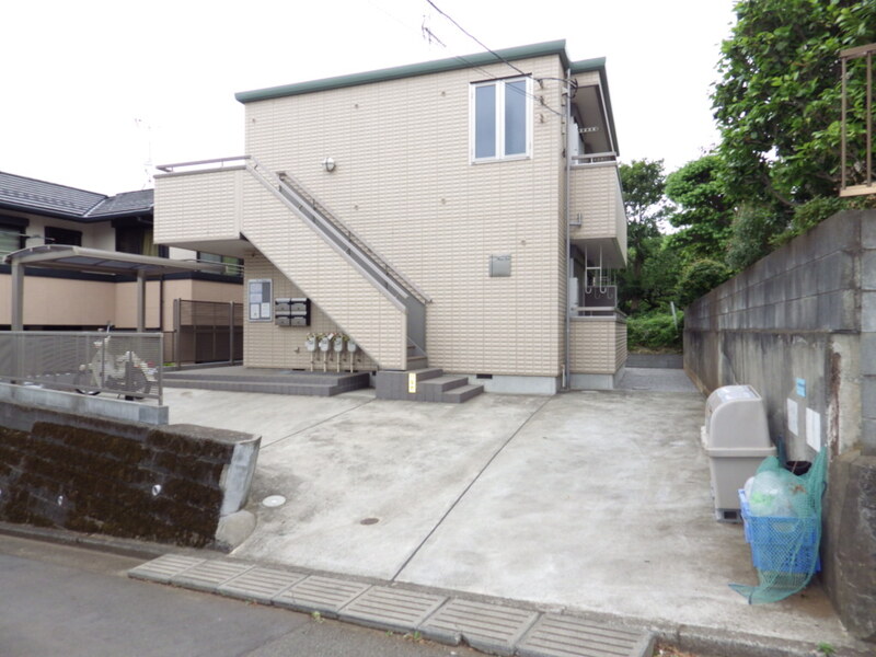 建物外観　駅まで徒歩3分☆
