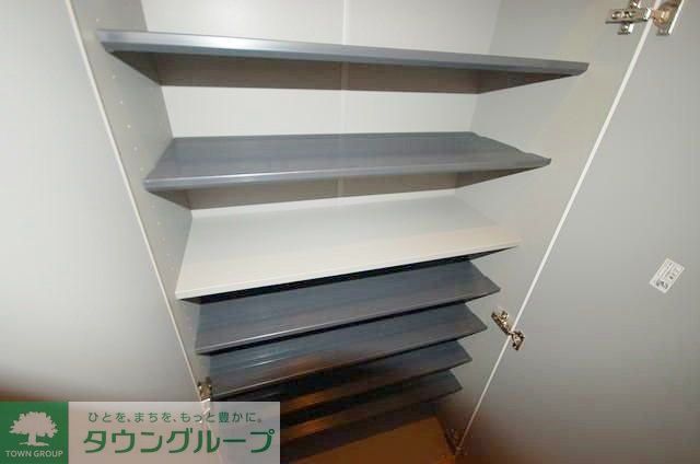 玄関　★お問い合わせはタウンハウジングまで★