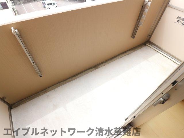 バルコニー　広々としたバルコニーです