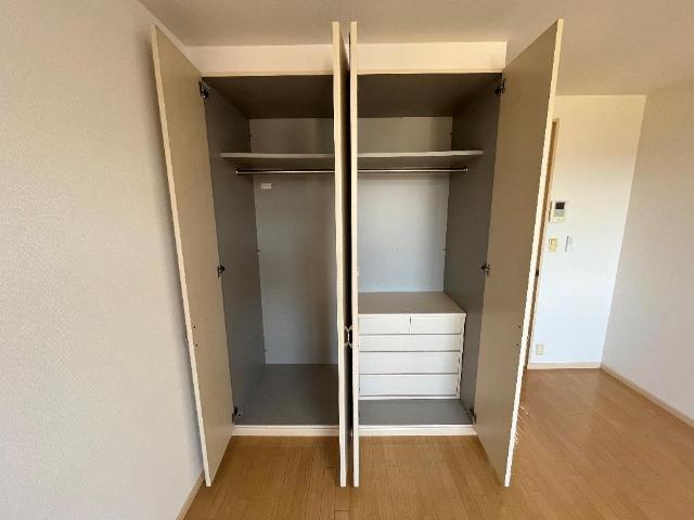 収納　クローゼット