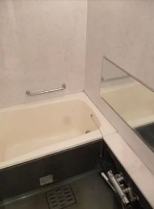 バス・シャワールーム　お風呂です
