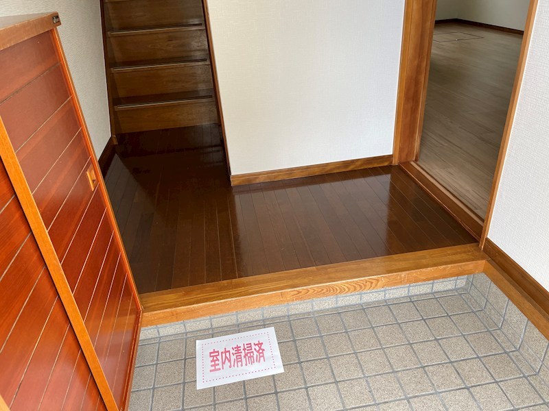 玄関　別棟参照