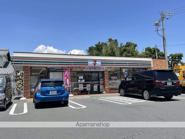 コンビニ　セブン－イレブン浜松高塚町店（コンビニ）まで356m