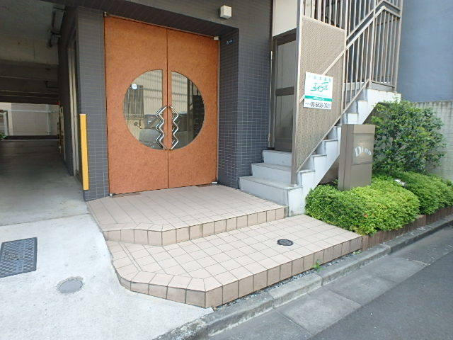 エントランス　☆きれいなエントランス☆