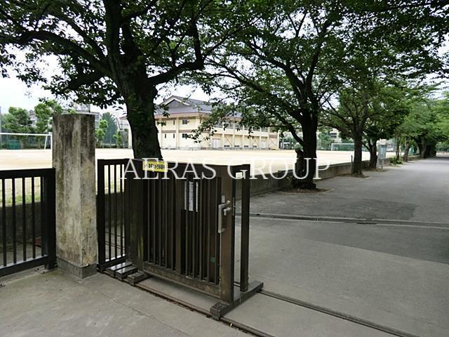 中学校　市川市立第一中学校（中学校）まで881m