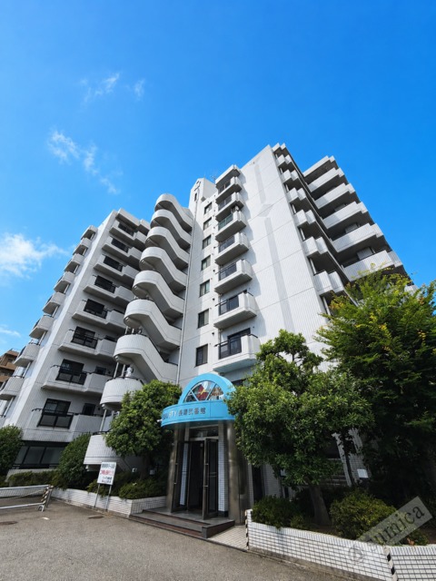 建物外観　鉄筋コンクリート造・ガッチリとした建物です♪♪