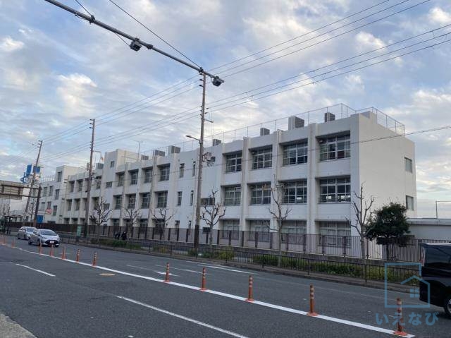 中学校　中野中学校（中学校）まで139m