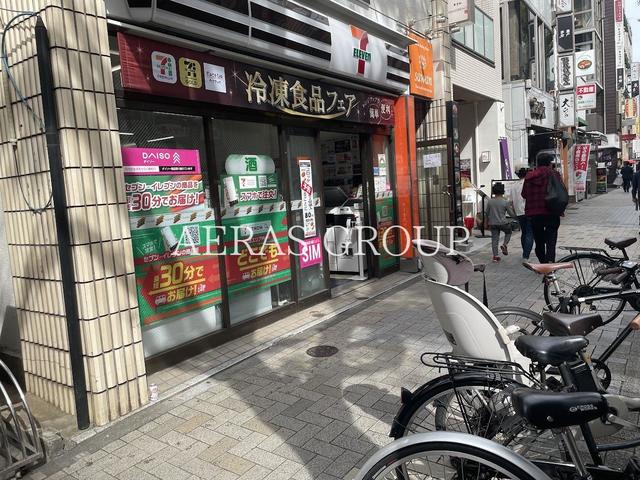 コンビニ　セブン-イレブン 新宿神楽坂３丁目店（コンビニ）まで202m