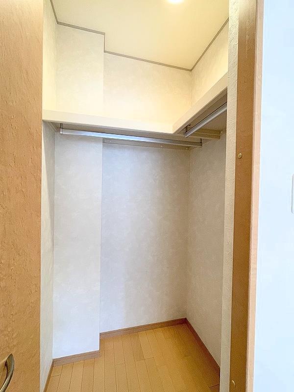 収納　ウォークインクローゼット