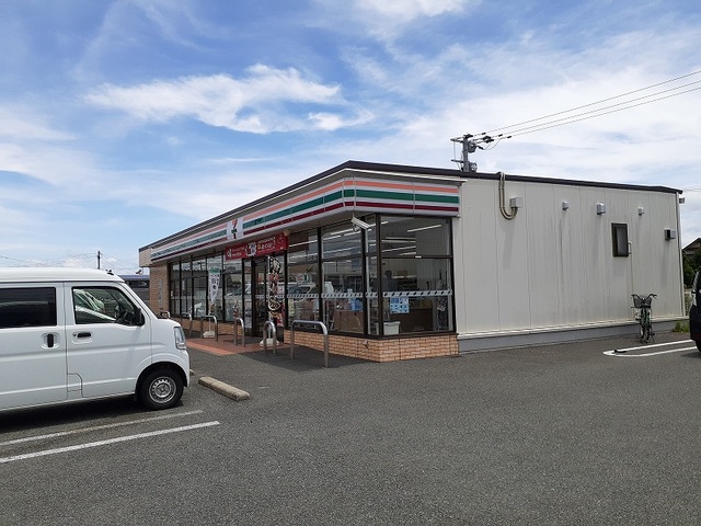 コンビニ　セブンイレブン城山半田店（コンビニ）まで2100m