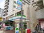 コンビニ　ファミリーマート台東入谷駅前店（コンビニ）まで75m