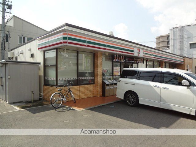 コンビニ　セブンイレブン（コンビニ）まで18m