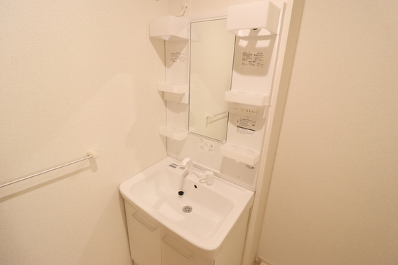 洗面設備　※別部屋の写真です