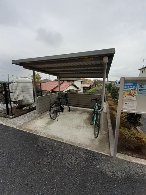 ＪＲ高崎線 高崎駅 徒歩40分 2階建 築16年の外観写真